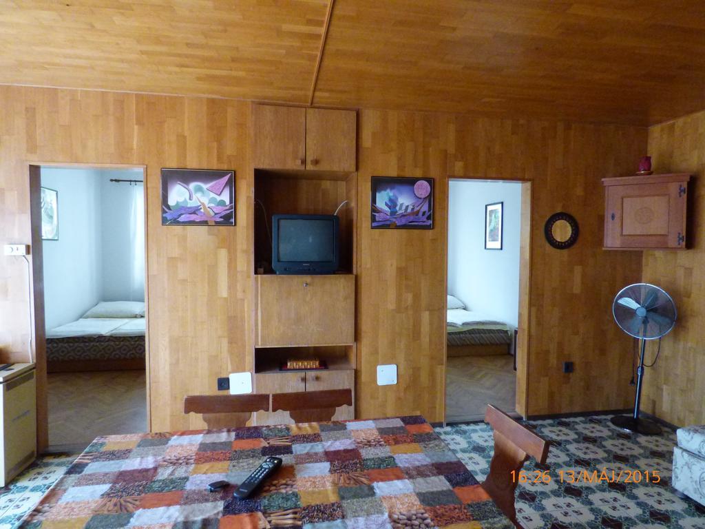 Fabian Apartman-Haz Szántód Zimmer foto