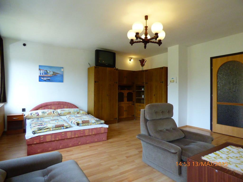 Fabian Apartman-Haz Szántód Zimmer foto