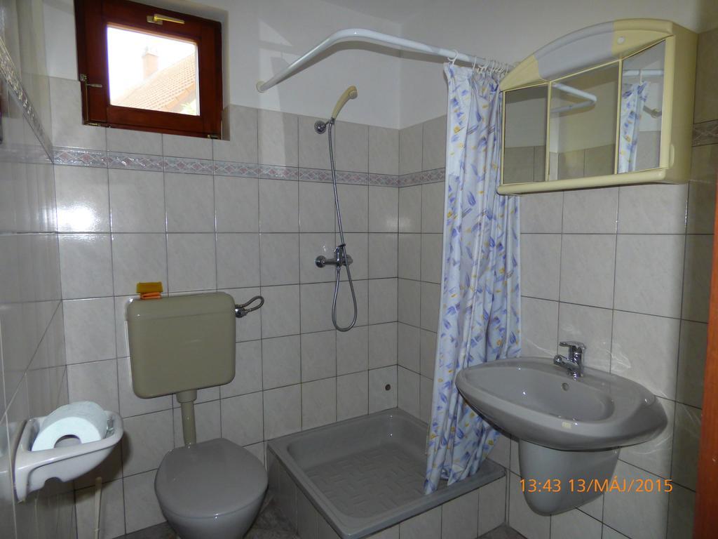 Fabian Apartman-Haz Szántód Zimmer foto