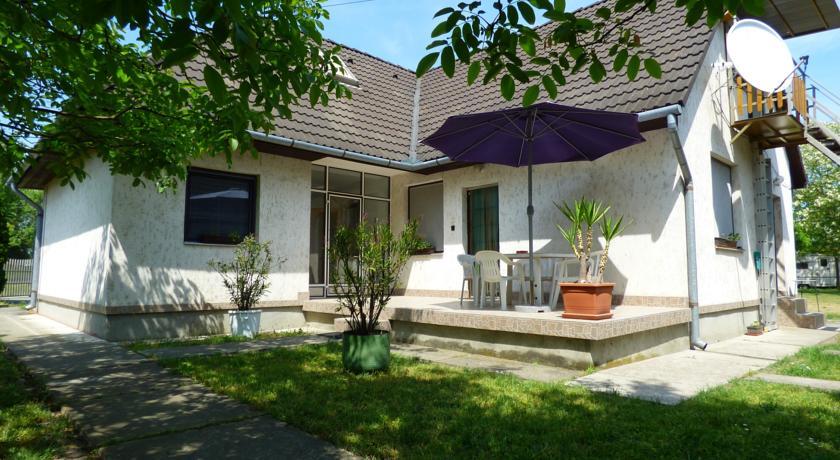 Fabian Apartman-Haz Szántód Exterior foto